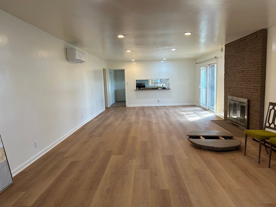 Foto principal - 6104 Bernhard Ave