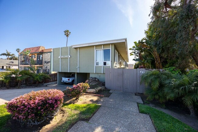 Foto del edificio - Charming 2 Bedroom Near Sunset Cliffs!