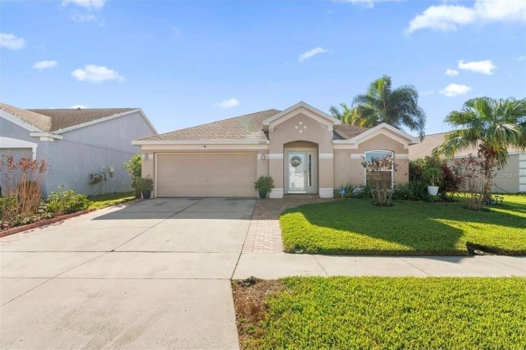 Photo - 12518 Midpointe Dr (Riverview, FL)