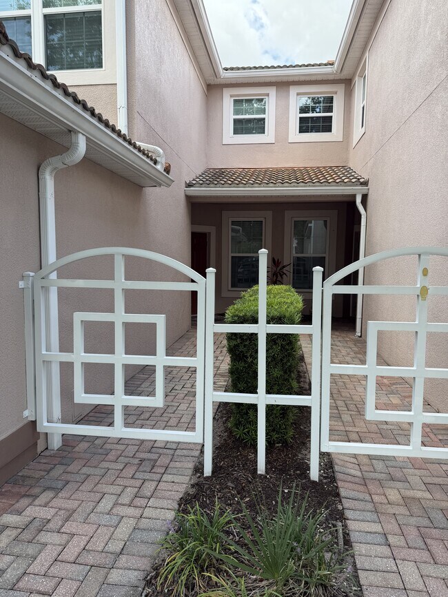 Foto del edificio - 1278 Grady Ln