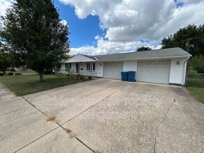 Building Photo - 7281 Klyemore Dr