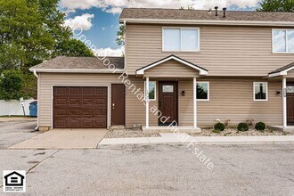Building Photo - 15012 Tally Ho Dr