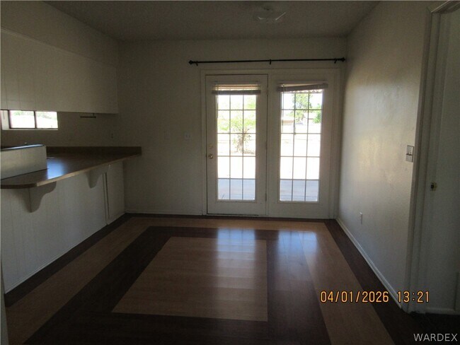 Foto del edificio - 2821 Karen Ave