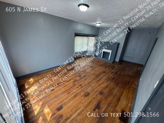 Foto del edificio - 605 N James St