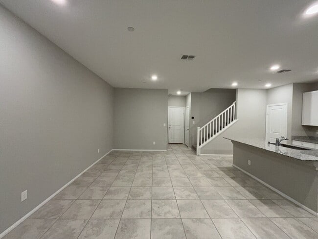 Building Photo - "Charming 3-Bed Oasis in North Las Vegas w...