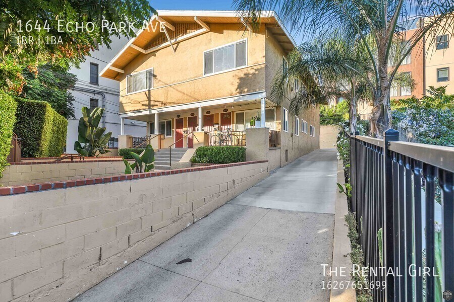 Primary Photo - 1644 Echo Park Ave