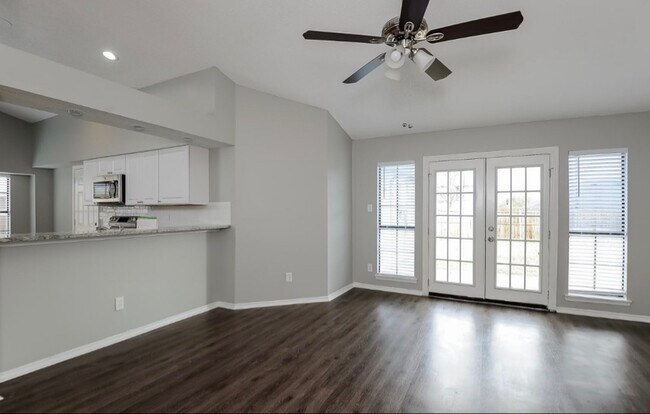 Foto del edificio - 3707 Seville Ln