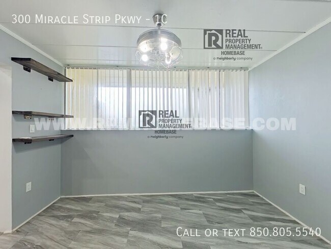 Foto del edificio - 300 Miracle Strip Pkwy SW
