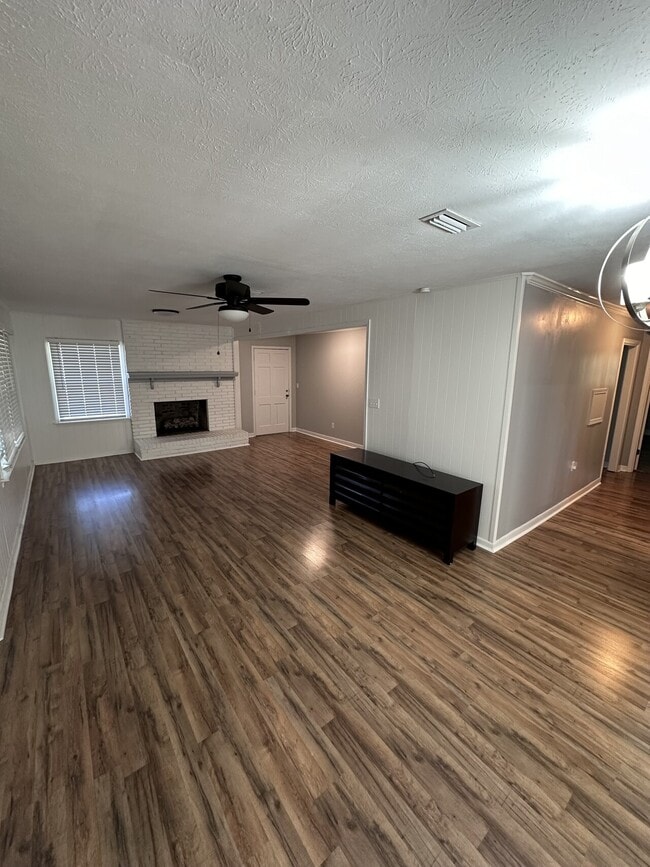 900 Wolf Creek Rd S, Pell City, AL 35128 House Rental in Pell City