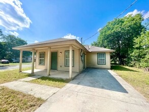 Building Photo - 508 Pitts St