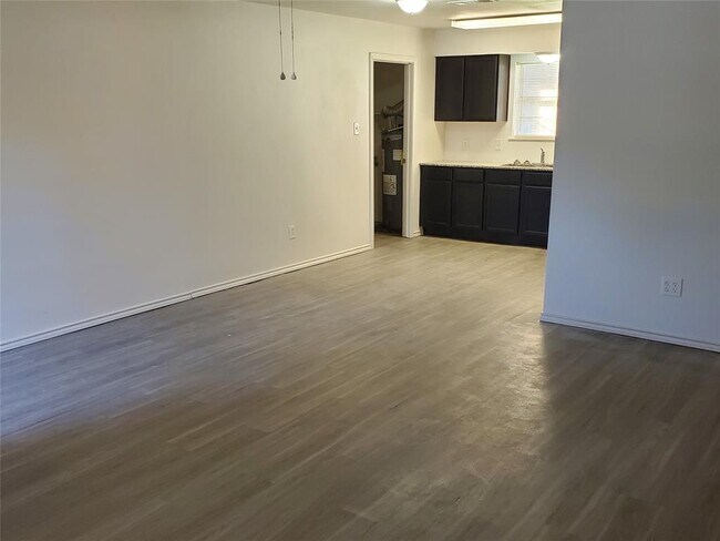 Foto del edificio - 3451 Hwy 6