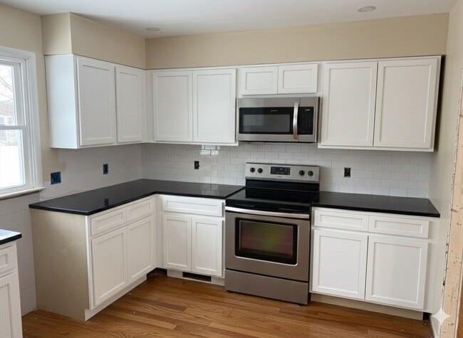 Foto del edificio - 6 Highland Cir