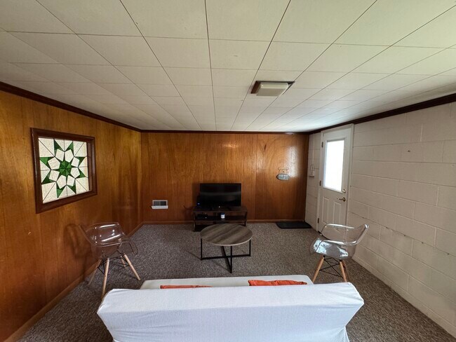 Sótano - 33 Millbrook Rd