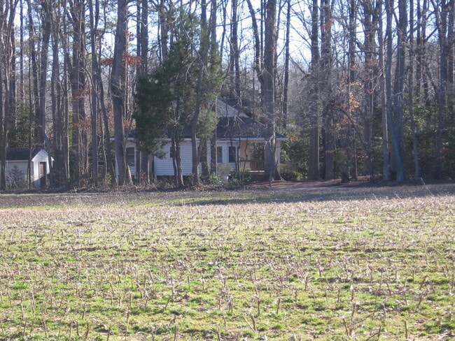 Building Photo - CARROLLTON