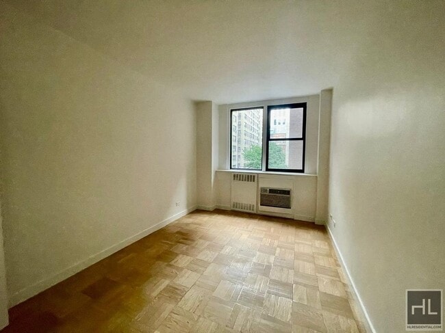 Building Photo - East 79th Street