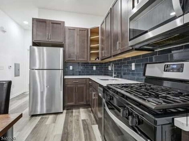 Foto del edificio - 430 Ocean Ave