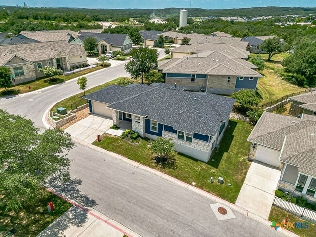 Building Photo - 205 Eagle Dr