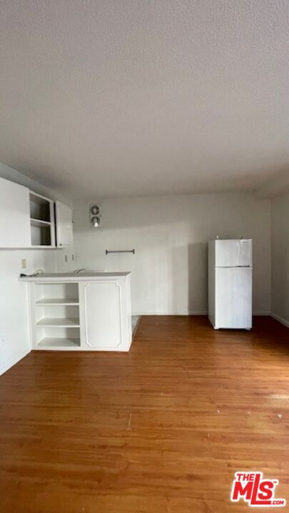 Foto del edificio - 737 S Oxford Ave