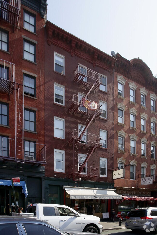 Foto del edificio - 287 Bleecker St