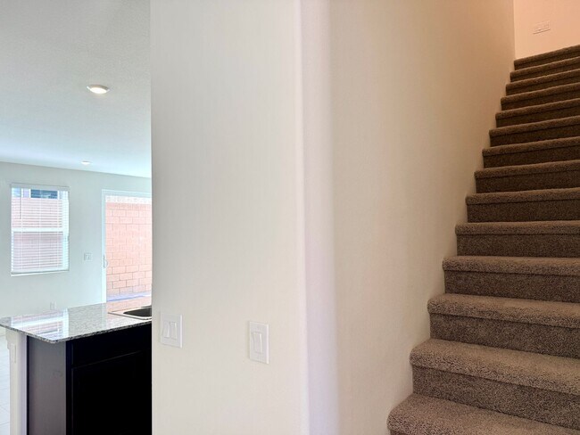 Foto del edificio - Modern 3BR Home - Prime Location