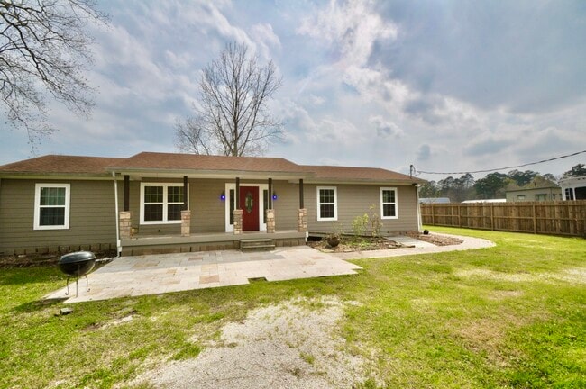Building Photo - 6418 Treaschwig Rd
