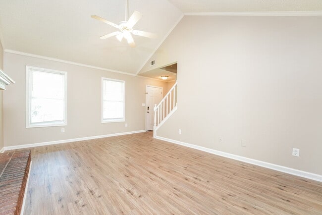 Building Photo - 2627 Country Trace SE