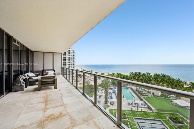Building Photo - 9705 Collins Ave
