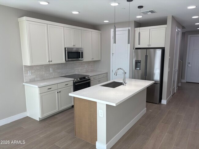 Foto del edificio - 1017 E Pasadena Ave