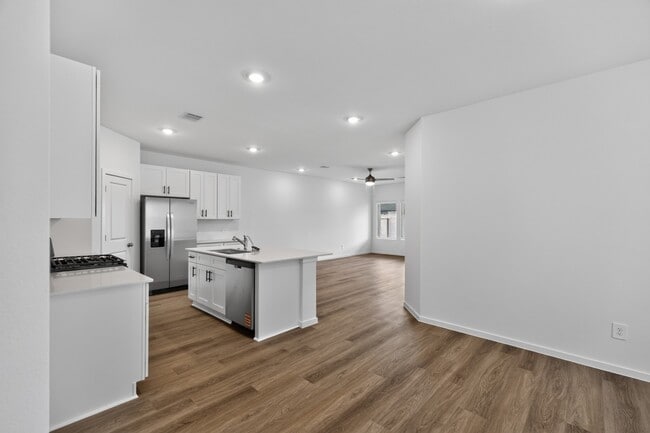 Building Photo - 3033 Brizzo Bch Ln