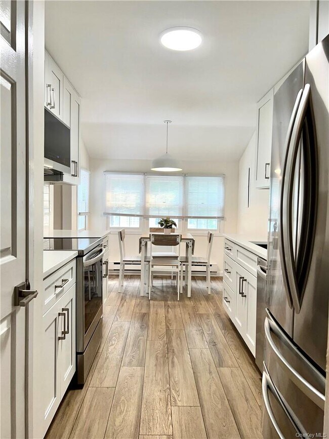 Foto del edificio - 1604 Holly Stream Ct