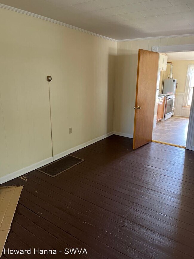 Building Photo - 2 br, 1 bath House - 341 E. Prospect Street