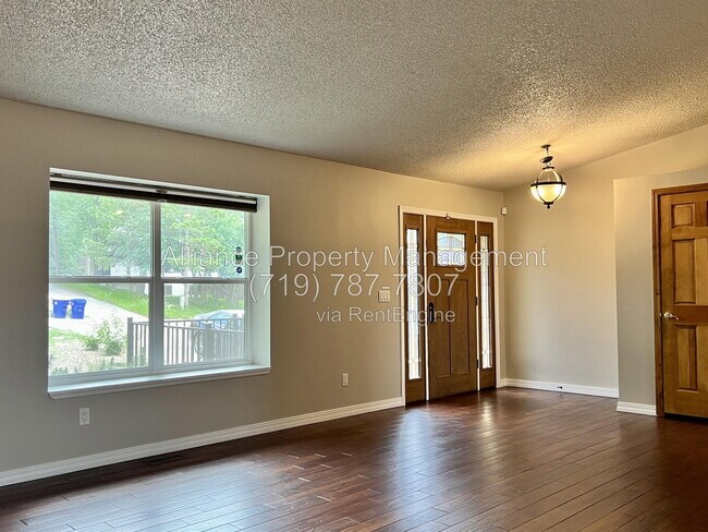 Building Photo - 6318 Galway Dr