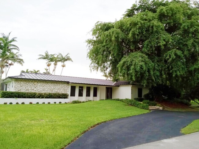 Building Photo - 8330 SW 171st St