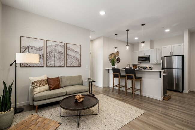 Building Photo - Argyle Southridge