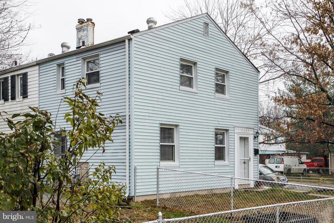 Building Photo - 5627 8th St S
