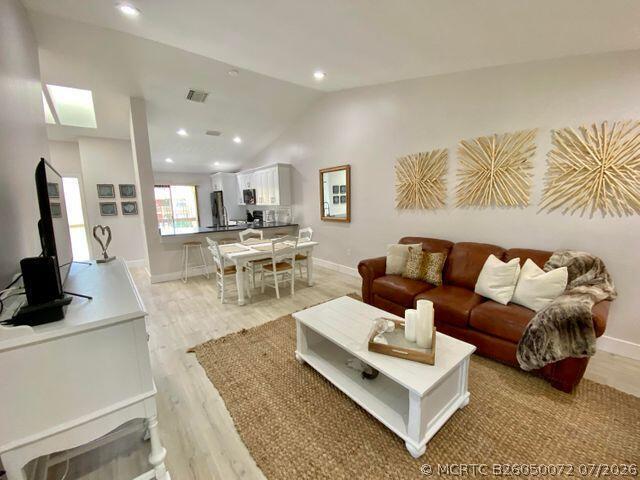 Foto del edificio - 13065 Albright Ct