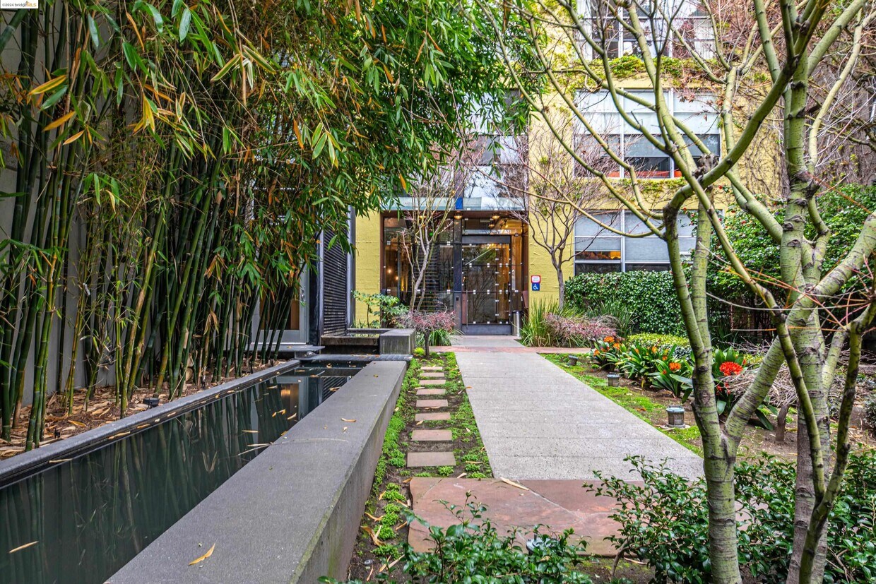 Foto principal - 1500 Park Ave
