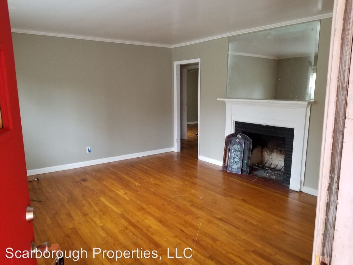 Building Photo - 3 br, 2 bath House - 1004 Stonewall