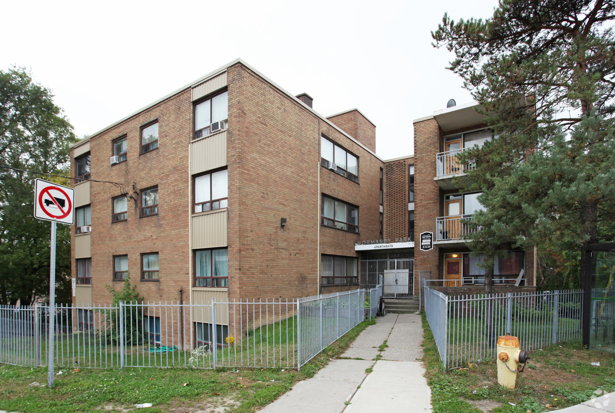 Normandy Park Apartments Apartments - 102 Trethewey Dr Toronto, ON ...