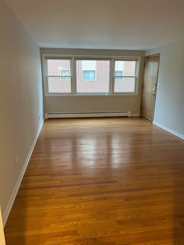 Foto del edificio - 1475 Ashland Ave