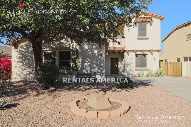 Building Photo - 5 Bedroom Home in Power Ranch!
