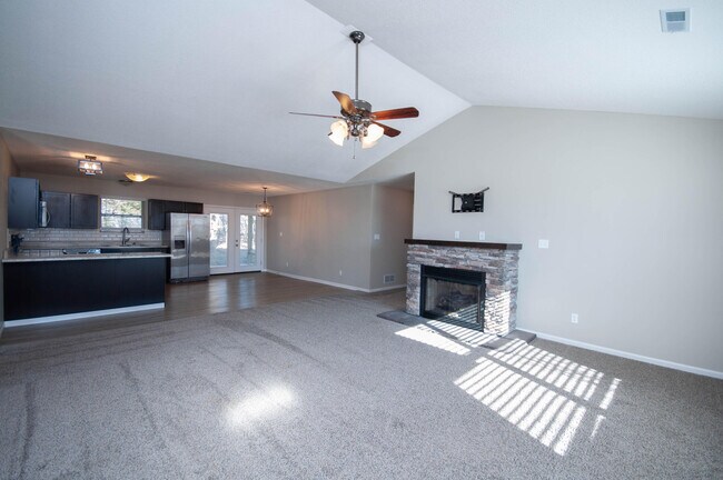 Foto del edificio - 1481 Daniel Boone Blvd