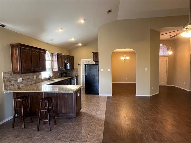 Building Photo - 3809 Confidence Dr