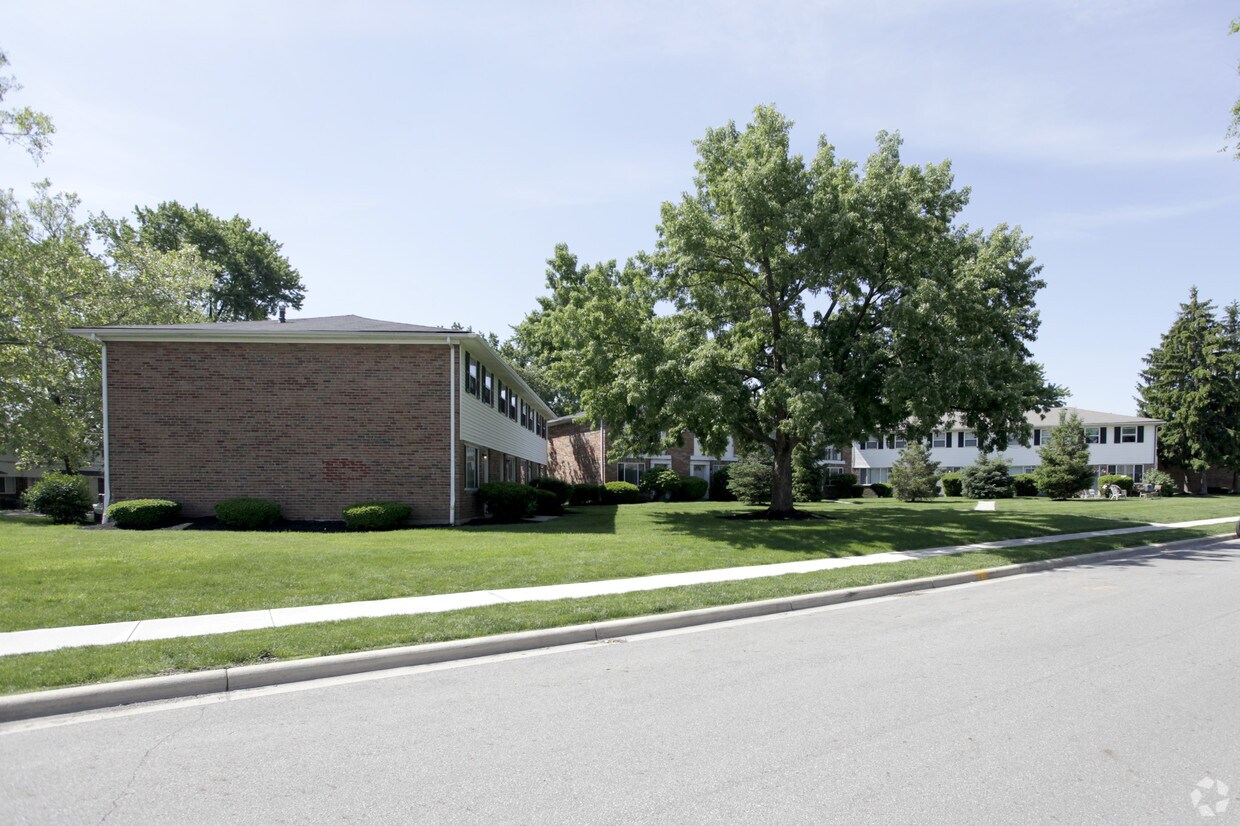 Foto del edificio - 4975-4997 Eastham Way