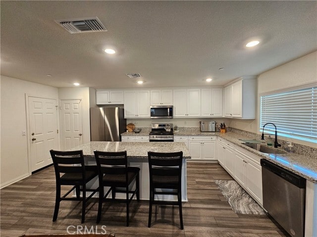 Building Photo - 25395 Sedona Ln