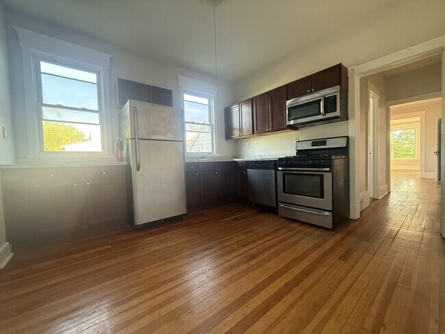 Foto del edificio - 597 2nd St