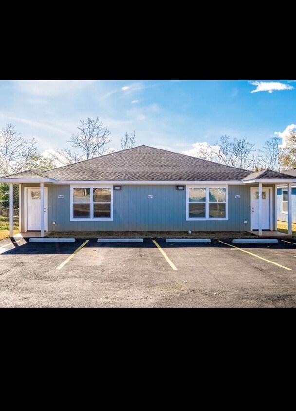 Foto principal - 1313 Dolph St