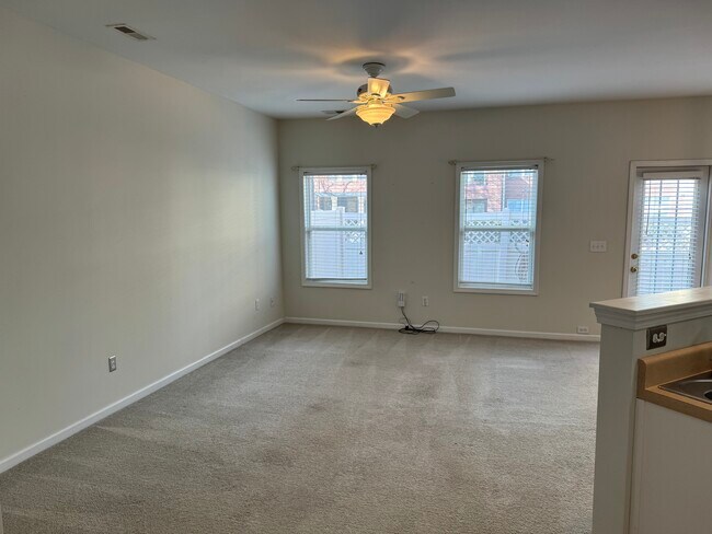 Living Room - 1833 Willow Branch Ln Townhome