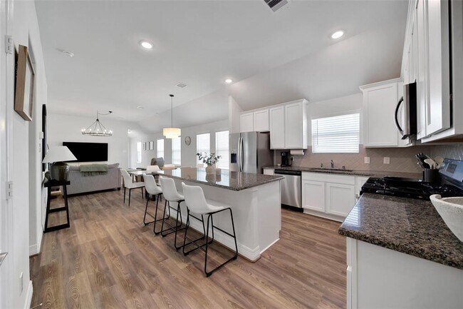 Foto del edificio - 40391 Bay Warbler Wy