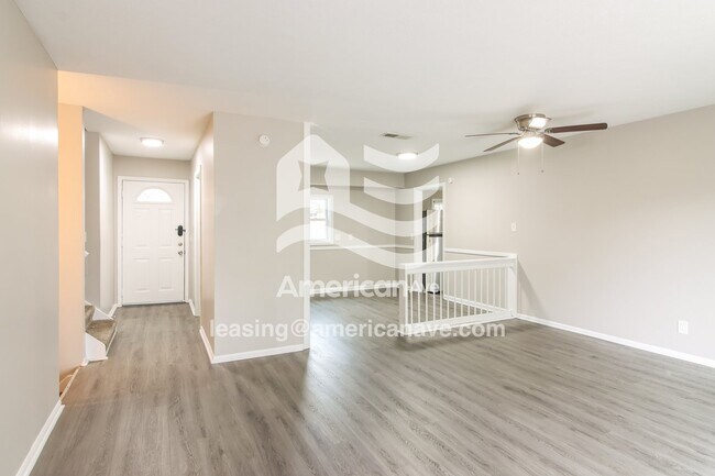 Foto del edificio - 4314 Aster Ave